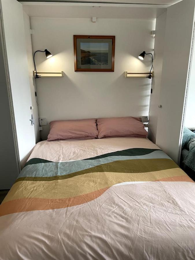 Self-Catering Studio In Beautiful Charmouth Dış mekan fotoğraf